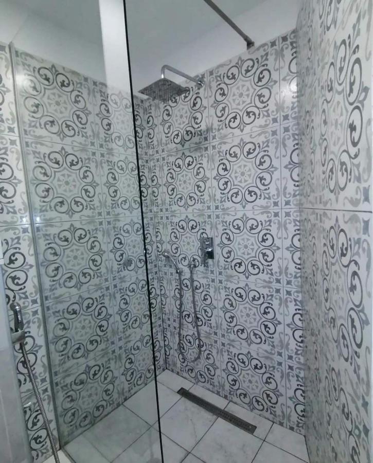 Villa Aba Apartments ซาราเยโว ภายนอก รูปภาพ